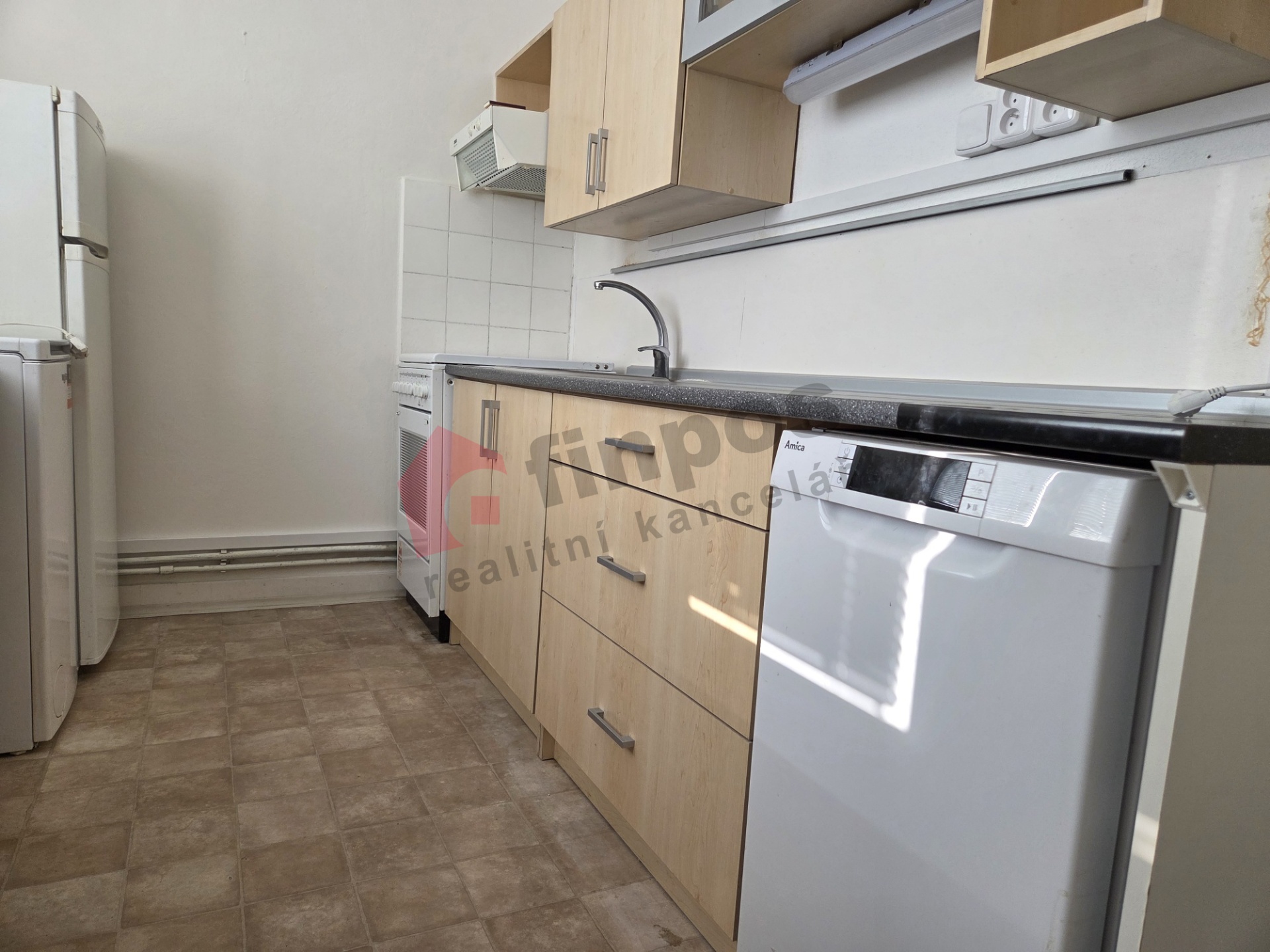Pronájem bytu 2+1, 52 m² + balkon, Olomouc - Kosmonautů | skvělá dostupnost do centra