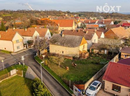 Prodej - pozemek pro bydlení, 704 m²