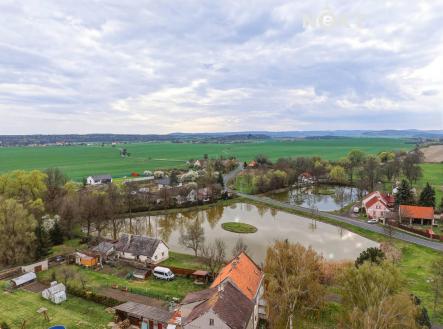 Prodej - pozemek pro bydlení, 1 921 m²
