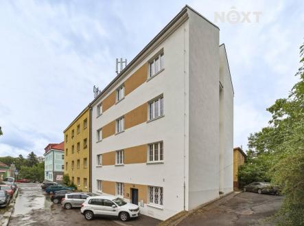 Prodej - komerční objekt, administrativní budova, 254 m²