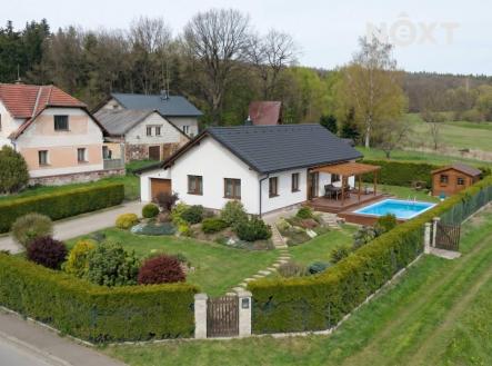 Prodej - pozemek pro bydlení, 803 m²