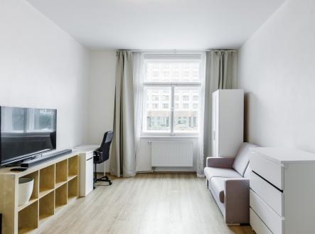 Evropská 20 web (3) | Pronájem bytu, 2+1, 75 m²