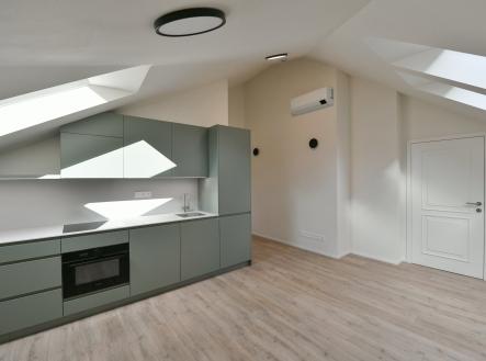 PEG_7782 | Pronájem bytu, 2+kk, 43 m²