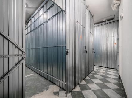 7IV05466 | Pronájem - komerční objekt, sklad, 1 m²