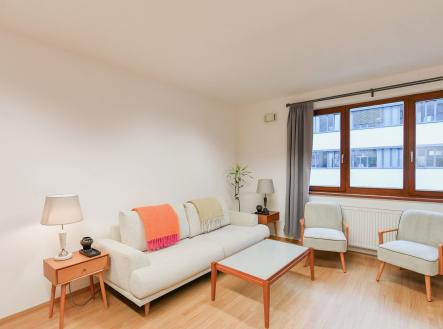 PEG_3776 | Pronájem bytu, 1+kk, 32 m²