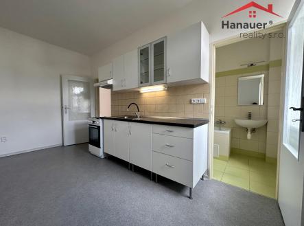 Pronájem bytu, 1+1, 37 m² obrázek