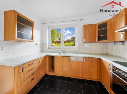 RuŐzîovaü 148_50.jpg | Prodej - dům/vila, 124 m²