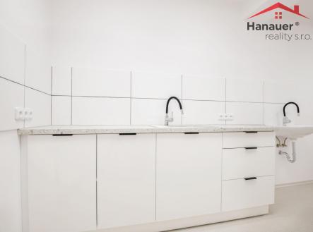 IMG_9835_hdr.jpg | Pronájem - komerční objekt, jiný, 120 m²