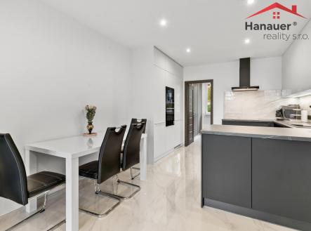 DSC04818-2.jpg | Prodej bytu, 4+kk, 78 m²