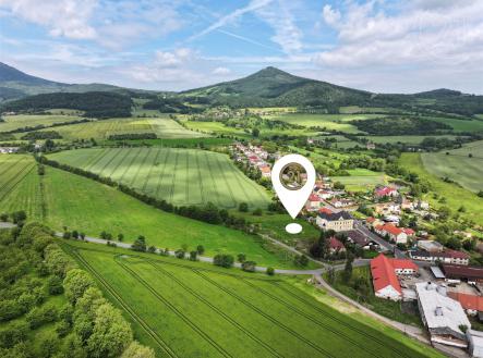 . | Prodej - pozemek pro bydlení, 692 m²