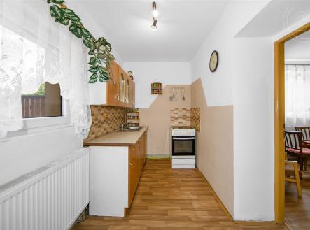 . | Prodej - dům/vila, 241 m²