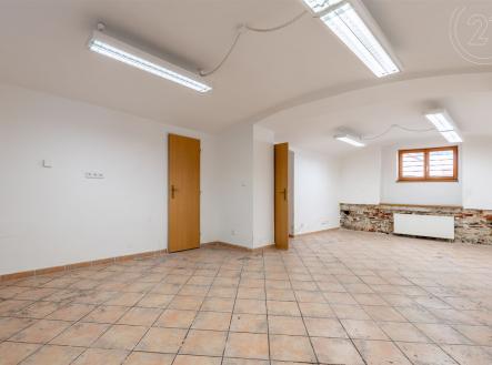 . | Pronájem - skladovací prostor, 114 m²