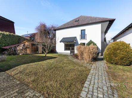 . | Prodej - dům/vila, 217 m²