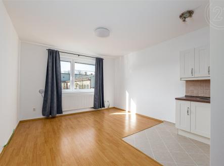 . | Pronájem bytu, 1+kk, 32 m²