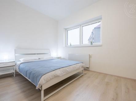 . | Pronájem bytu, 2+kk, 57 m²