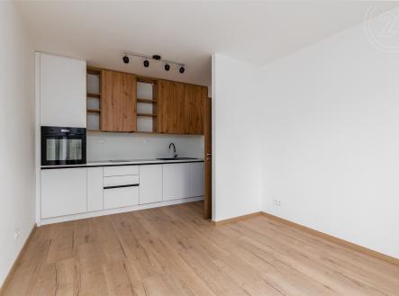 . | Pronájem bytu, 1+kk, 28 m²