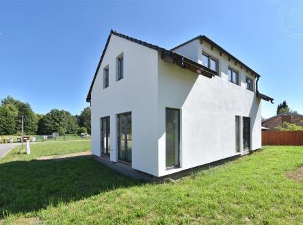 Prodej - pozemek pro bydlení, 784 m² obrázek