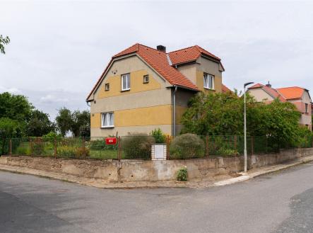 . | Prodej - dům/vila, 147 m²