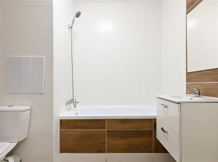 . | Pronájem bytu, 2+kk, 48 m²