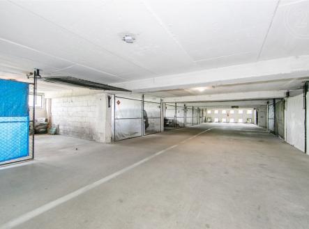 . | Pronájem - malý objekt/garáž