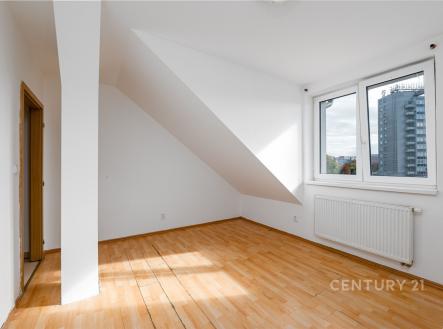 . | Pronájem bytu, 2+kk, 43 m²