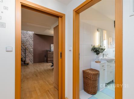 . | Pronájem bytu, atypický, 50 m²