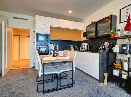 . | Prodej bytu, 1+kk, 32 m²