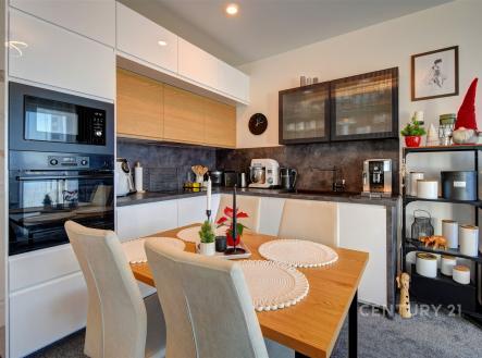 . | Prodej bytu, 1+kk, 32 m²