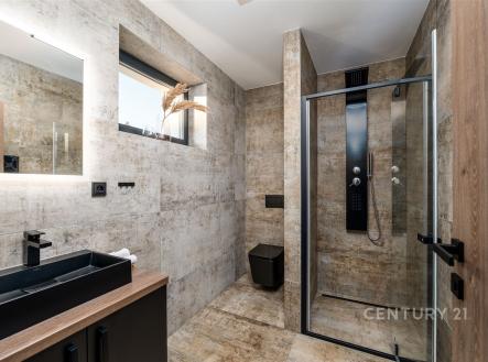 . | Prodej - dům/vila, 162 m²