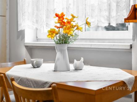 . | Pronájem bytu, 2+1, 55 m²