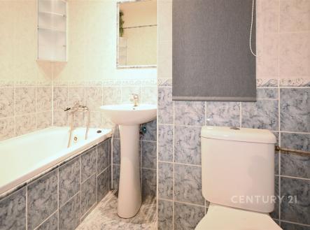 . | Pronájem bytu, 2+kk, 34 m²