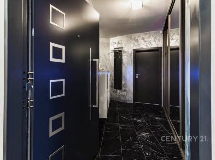 Vstup do bytu | Prodej bytu, 3+kk, 99 m²