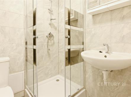 . | Pronájem bytu, 2+kk, 42 m²