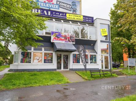 . | Pronájem - obchodní prostor, 90 m²