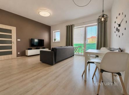 . | Pronájem bytu, 2+kk, 62 m²