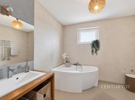 . | Prodej bytu, 2+kk, 86 m²