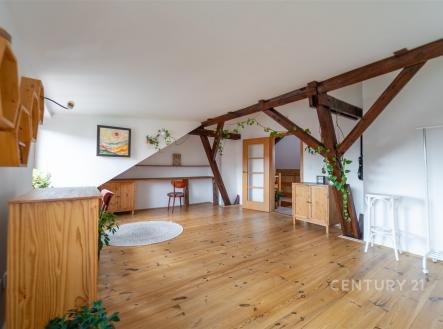 . | Pronájem bytu, 3+1, 108 m²