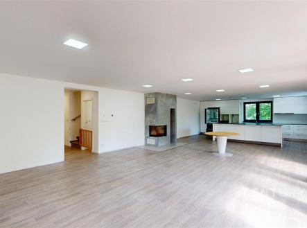 . | Prodej - dům/vila, 319 m²