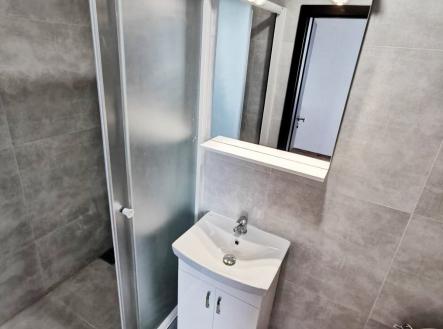 . | Pronájem bytu, 2+kk, 34 m²