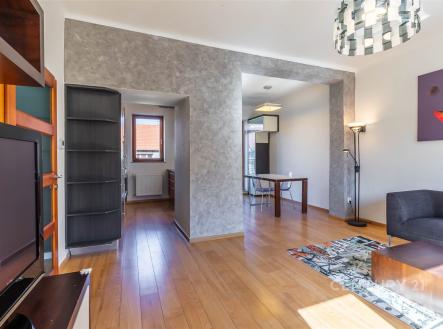 . | Pronájem - dům/vila, 156 m²