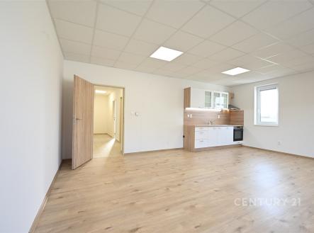 . | Pronájem bytu, 2+kk, 70 m²