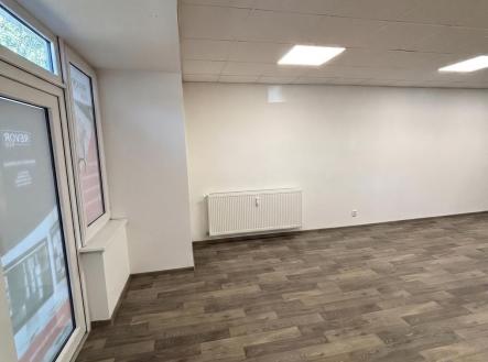 . | Pronájem - kanceláře, 55 m²