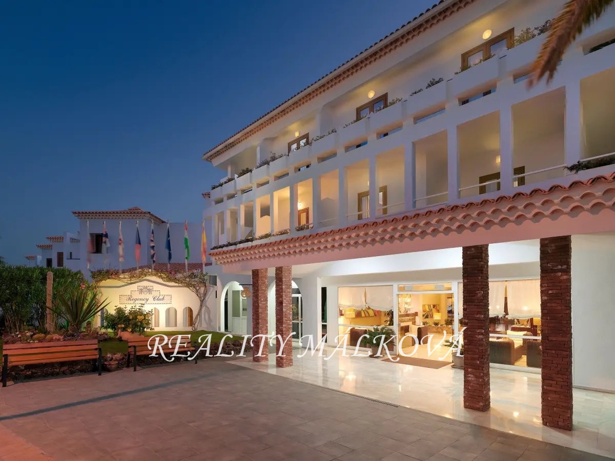 28094787-regency-torviscas-apartments