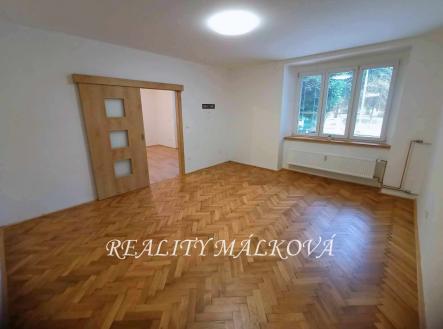 40b2d7d1-eccf-4855-aef7-aff54f28b32d | Pronájem bytu, 2+kk, 57 m²