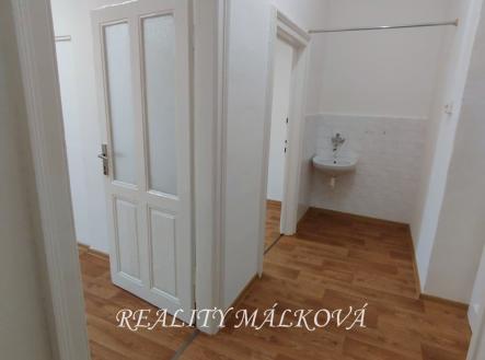 41b78917-4781-4bb1-a2b1-8e28fb339bff | Pronájem - kanceláře, 26 m²