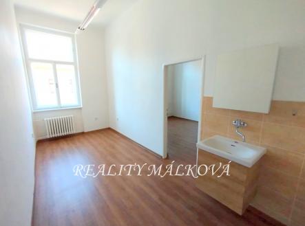 d7560b2e-a63e-45ee-a636-0964b452d8fd | Pronájem - kanceláře, 31 m²