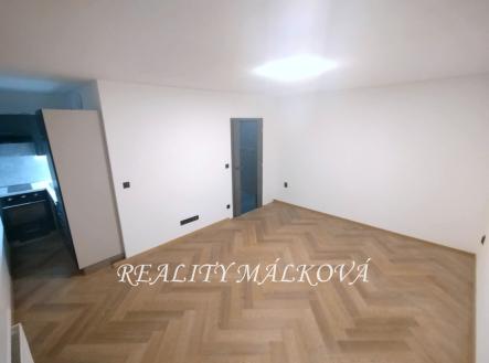 88bteJmI | Pronájem bytu, 1+kk, 37 m²