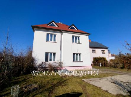 fc82fb1c-82cb-442e-9173-dcfae8ae894b | Prodej - dům/vila, 213 m²