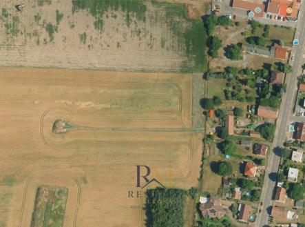 mapy(1) | Prodej - pozemek pro bydlení, 16 400 m²