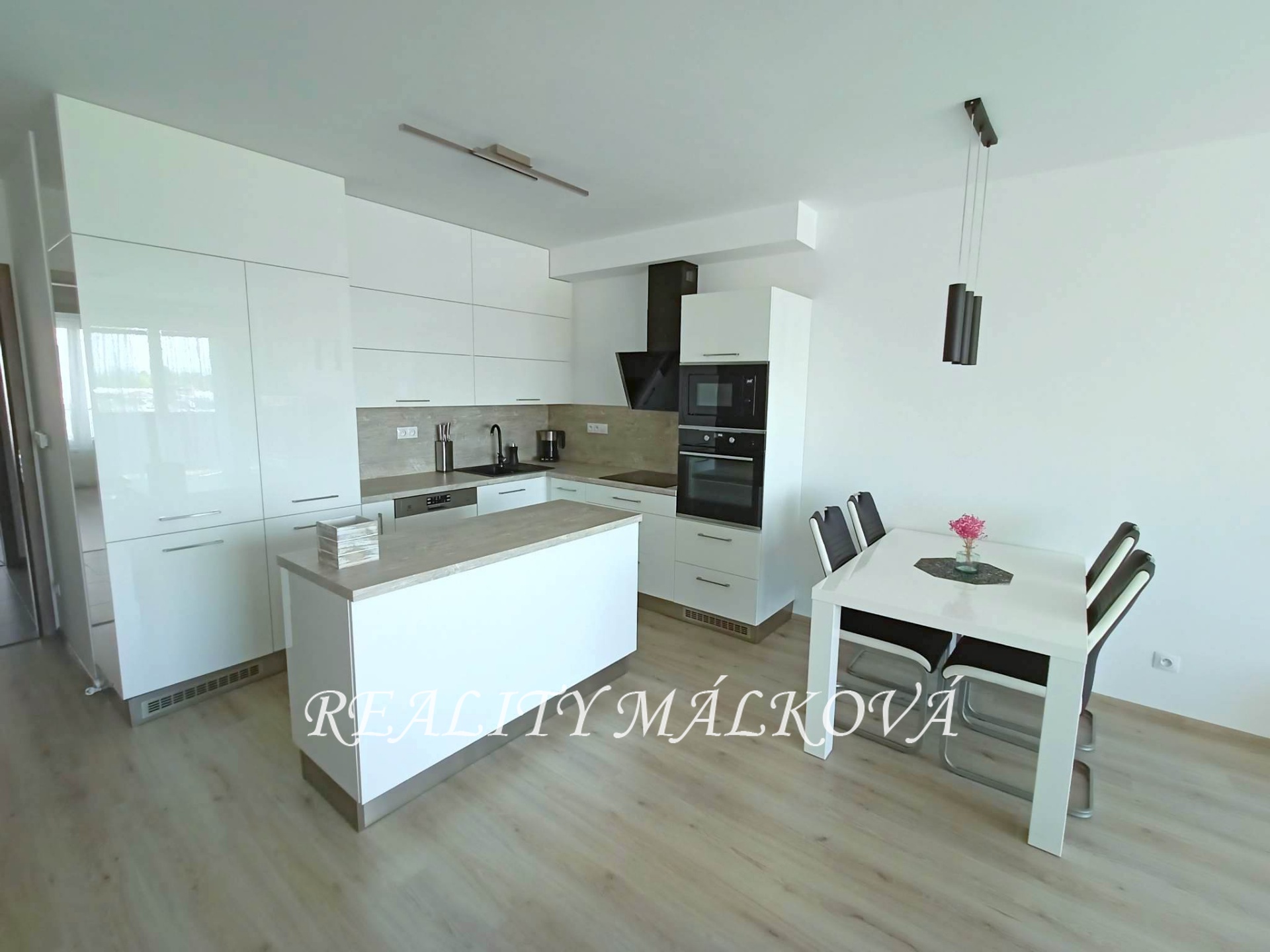 346017056_1668030866958546_519070593263861677_n